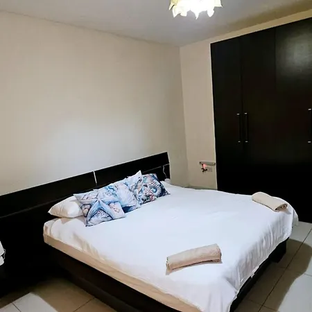 Oceanic - 15 Min Walk To Balluta Beach, 3 Bedrooms Apartment