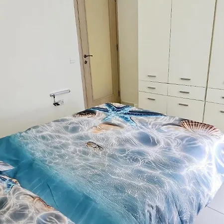 Oceanic - 15 Min Walk To Balluta Beach, 3 Bedrooms Apartment