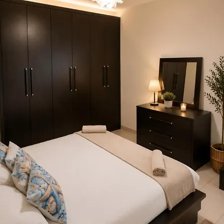 Oceanic - 15 Min Walk To Balluta Beach, 3 Bedrooms