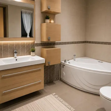 Oceanic - 15 Min Walk To Balluta Beach, 3 Bedrooms San Ġiljan